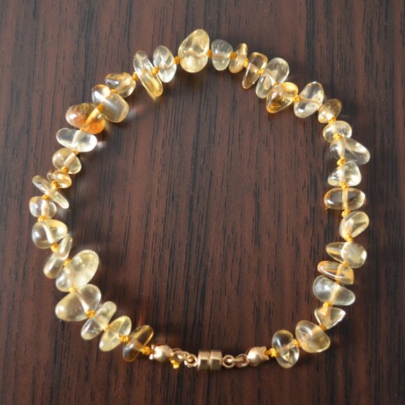 Hand Knotted Citrine Gemstone Bracelet - Picture 9 of 13